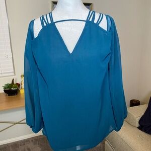 Bebe Spaghetti Strap Cold Shoulder Top – Size L – NWT – Teal